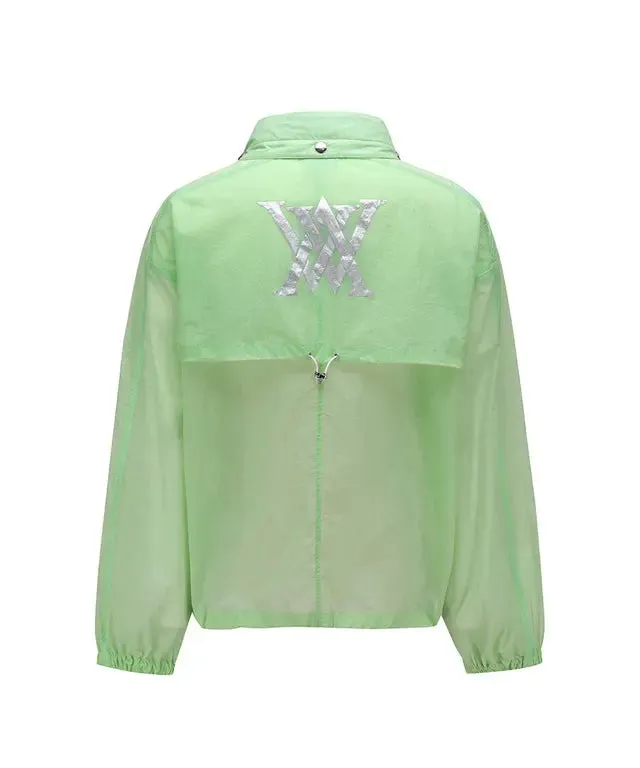 Women's Customizable Fit Lightweight Windbreaker Jacket with Packable Design